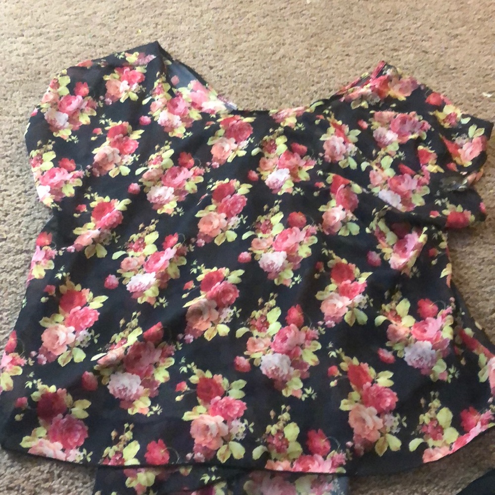 Floral print top